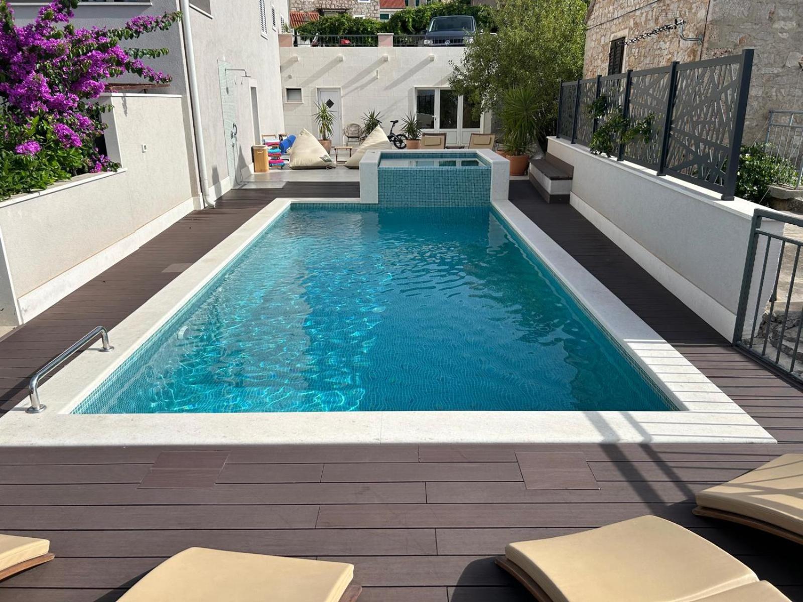 Bol Summer Residence 外观 照片